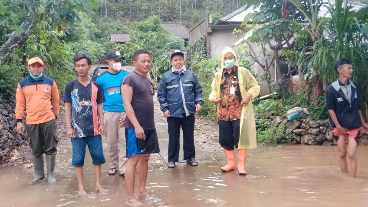 Indonesia Memperkuat Kesiapsiagaan Bencana Melalui Peran Relawan dan Keluarga Tangguh Bencana